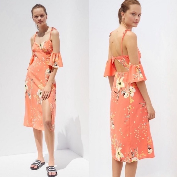 Urban Outfitters Dresses & Skirts - Urban Outfitters Midi Dress Coral Medium Floral